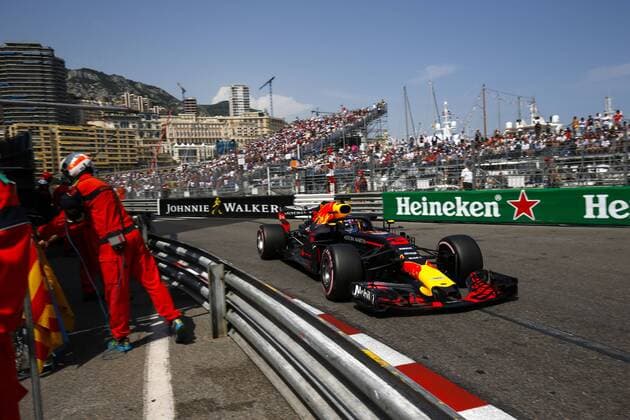 Formel 1, GP Monaco, Ricciardo im Qualifying vor Vettel und Hamilton Motorsports: FIA Formula One World Championship WM Weltmeisterschaft 2018, Grand Prix of Monaco, 3 Daniel Ricciardo (AUS, Aston Martin Red Bull Racing), Monte Carlo Monaco