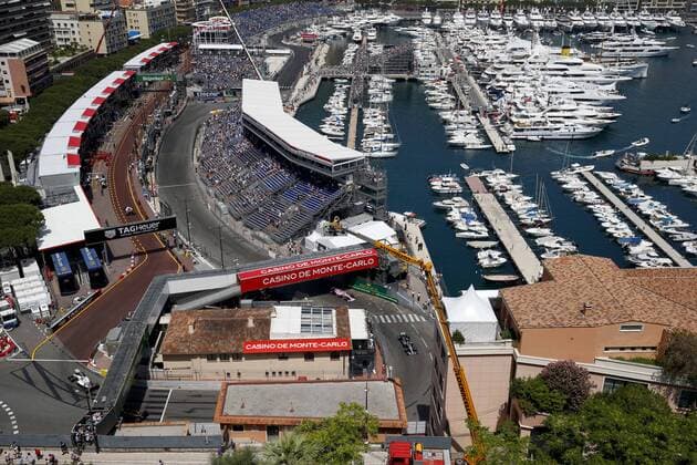 Motorsports: FIA Formula One World Championship WM Weltmeisterschaft 2018, Grand Prix of Monaco, 77 Valtteri Bottas (FIN, Mercedes AMG Petronas Motorsport), 31 Esteban Ocon (FRA, Sahara Force India F1 Team), Monte Carlo Monaco