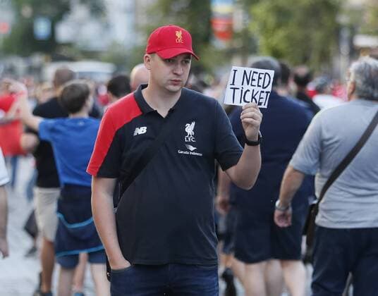 Liverpool fan looking for ticket during the UEFA Champions League Final match at the NSK Olimpiyskiy Stadium, Kiev. Picture date 26th May 2018. Picture credit should read: David Klein Sportimage EDITORIAL USE ONLY. No use with unauthorised audio, video, data, fixture lists, club league logos or live services. Online in-match use limited to 120 images, no video emulation. No use in betting, games or single club league player publications.