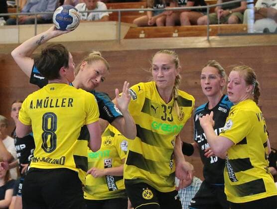 26 05 2018 Germany Bietigheim Handball Bundesliga Women 26 Gameday League Season 2017 2018 SG BBM Bietigheim vs Borussia Dortmund v Anne Muller BVB Antje Lauenroth BBM Nadja Mansson BVB