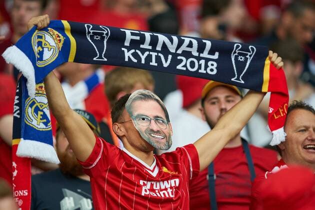 Juergen KLOPP Coach Liverpool Fan Fans Football fans supporters spectators Spectators Jacket Cowl Vest Fankurve Scarves Fanbals Mask Disguise REAL MADRID FC LIVERPOOL Football UEFA Champions League Final Kiev Ukraine May 26 2018 CL Season 2017 2018