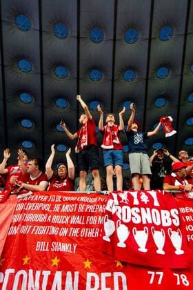 180526 Supporters of Liverpool ahead of the UEFA Champions League final between Real Madrid and Liverpool on May 26, 2018 in Kyiv Photo Vegard Wivestad Grott BILDBYRAN Code VG 170178  Copyright: VEGARDxWIVESTADxGRoTT BB180526BB798