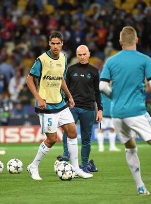 Real Madrid s Raphael Varane during warming up session before the UEFA Champions League final between Real Madrid and Liverpool FC at the NSC Olimpiyskiy stadium in Kiev, Ukraine, 26 May 2018. UCL Final 2018 - Real Madrid vs Liverpool FC !ACHTUNG: NUR REDAKTIONELLE NUTZUNG!  Copyright: xMykolaxTysx RML01 20180526-636629633606355880