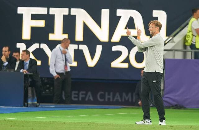 Juergen KLOPP Coach Liverpool gestures and gives instructions Action Single image Single action Gesture Gesture Facial expressions Gestures indicate REAL MADRID FC LIVERPOOL Football UEFA Champions League Final Kiev Ukraine May 26 2018 CL Season 2017 2018