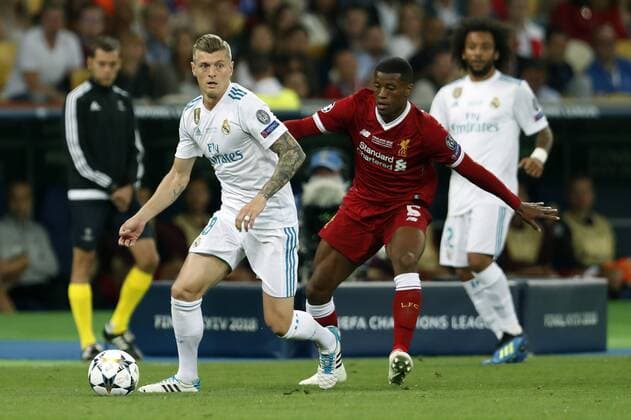Fußball, CL Finale, Real Madrid - FC Liverpool (L-R) Toni Kroos of Real Madrid, Georginio Wijnaldum of Liverpool FC during the UEFA Champions League final between Real Madrid and Liverpool on May 26, 2018 at NSC Olimpiyskiy Stadium in Kyiv, Ukraine UEFA Champions League 2017 2018 xVIxVIxImagesx xMauricexvanxSteenxIVx 11042073