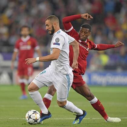 26 05 2018 Football UEFA Champions League Final 2018 Real Madrid FC Liverpool at the Olympic Stadium Kiev Ukraine v l Karim Benzema Real Madrid against Georginio Wijnaldum Liverpool FC