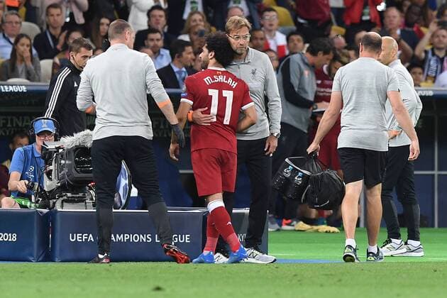 Football Champions League Final Real Madrid Liverpool on 26 05 2018 at the Olympic Stadium in Kiev Mohamed Salah Liverpool must leave injured the field xRx
