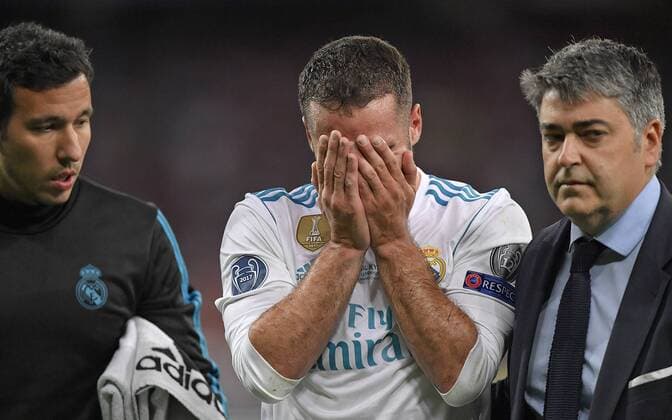 26 05 2018 Football UEFA Champions League Final 2018 Real Madrid FC Liverpool at the Olympic Stadium Kiev Ukraine Daniel Carvajal and Real Madrid cry as he has to leave the field injured