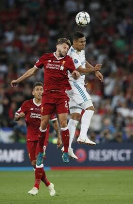 Fußball, CL Finale, Real Madrid - FC Liverpool Casemiro of Real Madrid challenges with Adam Lallana of Liverpool during the UEFA Champions League Final match at the NSK Olimpiyskiy Stadium, Kiev. Picture date 26th May 2018. Picture credit should read: David Klein Sportimage EDITORIAL USE ONLY. No use with unauthorised audio, video, data, fixture lists, club league logos or live services. Online in-match use limited to 120 images, no video emulation. No use in betting, games or single club league player publications.