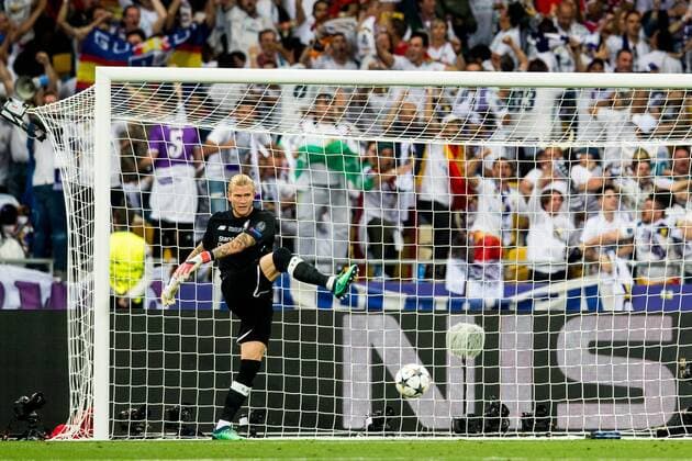 180526 Goalkeeper Loris Karius of Liverpool reacts after 1 0 during the UEFA Champions League final between Real Madrid and Liverpool on May 26, 2018 in Kyiv Photo Vegard Wivestad Grott BILDBYRAN Code VG 170178  Copyright: VEGARDxWIVESTADxGRoTT BB180526ZR018