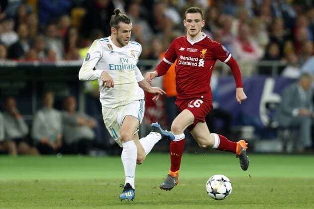 (L-R) Gareth Bale of Real Madrid, Andy Robertson of Liverpool FC during the UEFA Champions League final between Real Madrid and Liverpool on May 26, 2018 at NSC Olimpiyskiy Stadium in Kyiv, Ukraine UEFA Champions League 2017 2018 xVIxVIxImagesx xMauricexvanxSteenxIVx 11043674