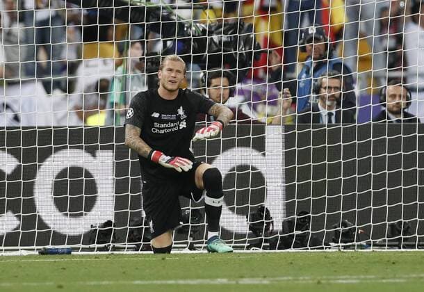 Fußball, CL Finale, Real Madrid - FC Liverpool Loris Karius of Liverpool devastated during the UEFA Champions League Final match at the NSK Olimpiyskiy Stadium, Kiev. Picture date 26th May 2018. Picture credit should read: David Klein Sportimage EDITORIAL USE ONLY. No use with unauthorised audio, video, data, fixture lists, club league logos or live services. Online in-match use limited to 120 images, no video emulation. No use in betting, games or single club league player publications.