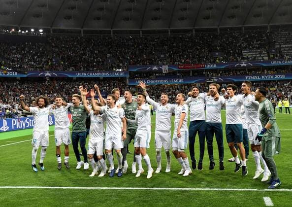 Real Madrid s celebrate after winning the UEFA Champions League final between Real Madrid and Liverpool FC at the NSC Olimpiyskiy stadium in Kiev, Ukraine, 26 May 2018. UCL Final 2018 - Real Madrid vs Liverpool FC !ACHTUNG: NUR REDAKTIONELLE NUTZUNG!  Copyright: xMykolaxTysx RML01 20180526-636629734595984004