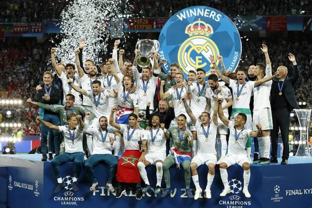 goalkeeper Keylor Navas of Real Madrid, Daniel Carvajal of Real Madrid, Sergio Ramos of Real Madrid with UEFA Champions League trophy, Coupe des clubs Champions Europeens, Raphael Varane of Real Madrid, Cristiano Ronaldo of Real Madrid, Toni Kroos of Real Madrid, Karim Benzema of Real Madrid, Luka Modric of Real Madrid, Gareth Bale of Real Madrid, Marcelo of Real Madrid, Casemiro of Real Madrid, Isco of Real Madrid, goalkeeper Kiko Casilla of Real Madrid, Nacho of Real Madrid, Gareth Bale of Real Madrid, Theo Hernandez of Real Madrid, Lucas Vazquez of Real Madrid, Marco Asensio of Real Madrid, Mateo Kovacic of Real Madrid, coach Zinedine Zidane of Real Madrid during the UEFA Champions League final between Real Madrid and Liverpool on May 26, 2018 at NSC Olimpiyskiy Stadium in Kyiv, Ukraine UEFA Champions League 2017 2018 xVIxVIxImagesx xMauricexvanxSteenxIVx 11044423