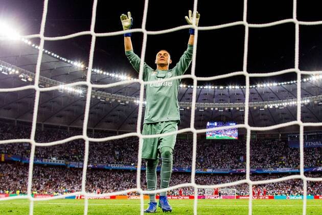 180526 Goalkeeper Keylor Navas or Real Madrid celebrates 2 1 during the UEFA Champions League final between Real Madrid and Liverpool on May 26, 2018 in Kyiv Photo Vegard Wivestad GRAD PICTURE BILL N Code VG 170178  Copyright: VEGARDxWIVESTADxGR¯TT BB180526ZA046