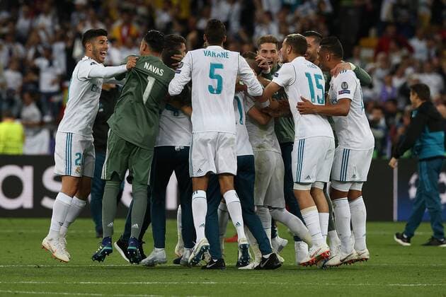 Real Madrid v Liverpool UEFA Champions League Final The Real Madrid players celebrate victory at the end of the UEFA Champions League Final at the Olympic Stadium, Kiev Content Not Available For UK Newspapers Copyright: xPaulxChestertonx FIL-11844-0166