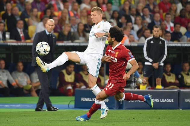 Toni KROOS Real Madrid Action Melee against Mohamed SALAH Liverpool Football Champions League Final 2018 Real Madrid Liverpool 3 1 Season2017 18 at 26 05 2018 Stadium NSK Olimpiyskyi