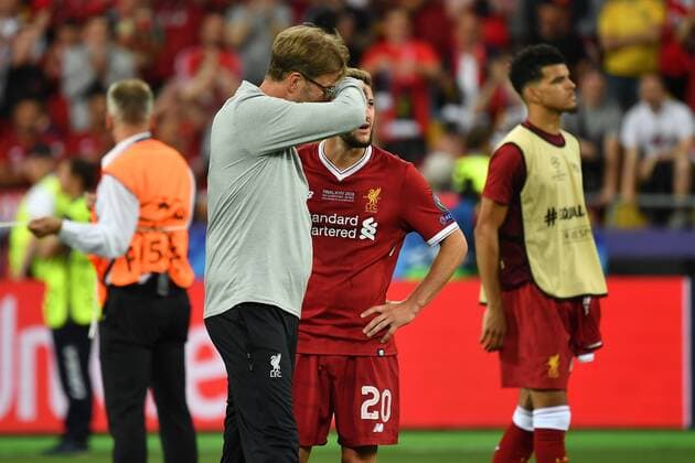Juergen KLOPP Manager Liverpool disappointment Frustration disappointed frustrated depressed after the match with Adam LALLANA Liverpool Football Champions League Final 2018 Real Madrid Liverpool 3 1 Season2017 18 at 26 05 2018 Stadium NSK Olimpiyskyi