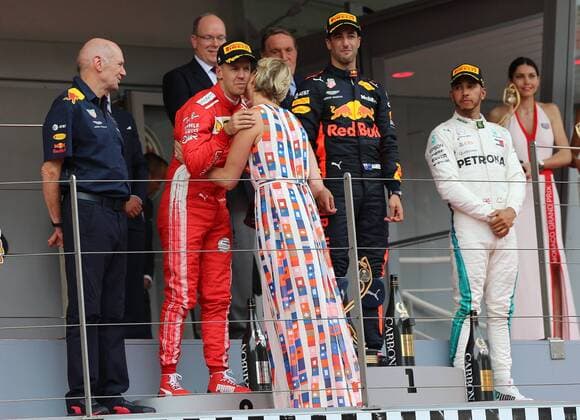 Sebastian Vettel Scuderia Ferrari Podium Cheers Daniel Ricciardo Red Bull Racing Lewis Hamilton Mercedes Grand Prix Formula 1 GP Monaco 27 u200b u200b05 2018 Photo mspb Jean Petin Sebastian Vettel Podium Daniel Ricciardo Lewis Hamilton formula 1 GP Monaco 2018