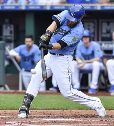 May 28, 2018 - Kansas City, MO, USA - Kansas City Royals Alex Gordon connects on a single in the second inning during Monday s baseball game against the Minnesota Twins, on May 28, 2018, at Kauffman Stadium in Kansas City, Mo. Twins vs Royals - ZUMAm67_ 20180528_zaf_m67_011 Copyright: xJohnxSleezerx