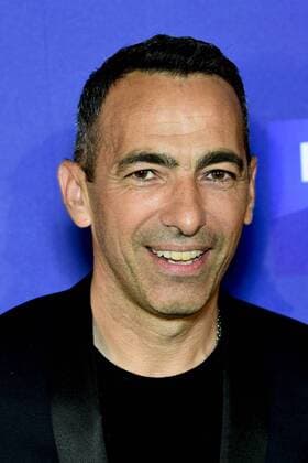Youri Djorkaeff CELEBRITES : Avant Premiere 98 Secrets d une victoire - Paris - 30 05 2018 JBAutissier Panoramic 