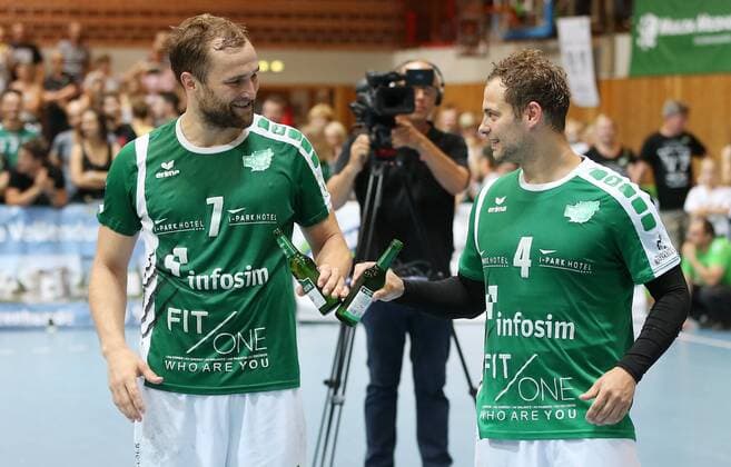 v left Stefan Schmitt DJK Rimpar Wolves Sebastian Kraus DJK Rimpar Wolves DKB 2 Handball Bundesliga DJK Rimpar Wolves Eintracht Hildesheim xfsx