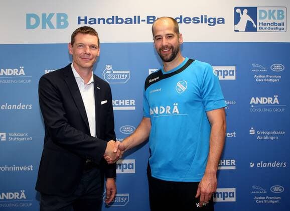 BAU 03 06 2018 Stuttgart Handball TVB Stuttgart PK coach Jürgen Schweikardt remains coach and receives a 3-year contract v l Christian May Spokesman of the partner Coach and sporting director Jürgen Schweikardt