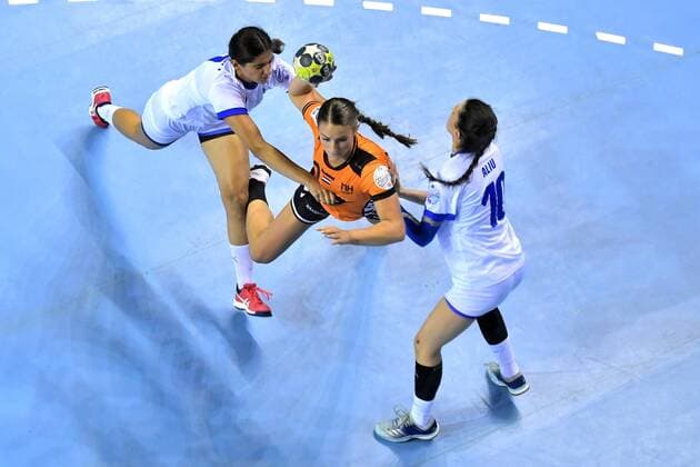 02-06-2018 HANDBAL: EUROPEES KAMPIOENSCHAP KWALIFICATIE: NEDERLAND- KOSOVO: ALMERE Larissa Nusser Foto: Sander Chamid xVIxVIxImagesx xSoenarxChamidxsportfotografiexIVx 11118425