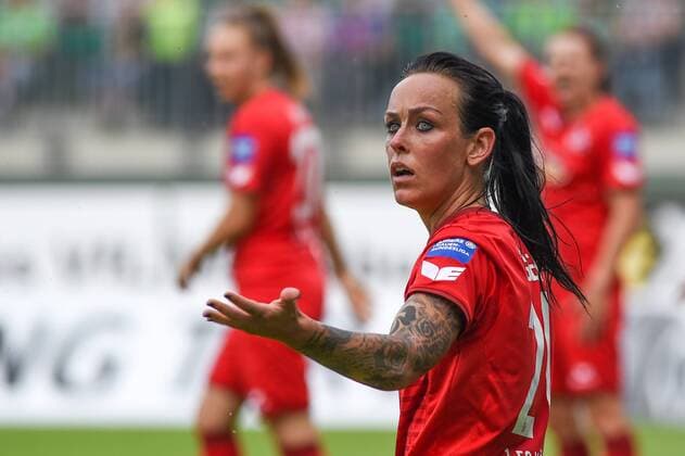 Peggy Nietgen 1 FC Köln 21 complained complain complain complain pessimistic Action Action Football Alliance Women Bundesliga VfL Wolfsburg 1 FC Köln xmhx