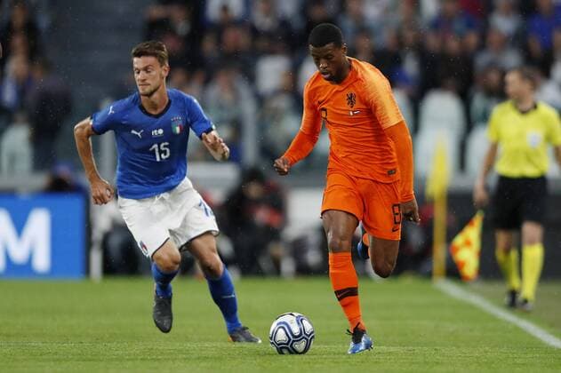 (l-r) Daniele Rugani of Italy, Georginio Wijnaldum of Holland during the International Friendly Länderspiel match between Italy and The Netherlands at Allianz Stadium on June 04, 2018 in Turin, Italy International friendly match 2017 2018 xVIxVIxImagesx xMauricexvanxSteenxIVx 11130835