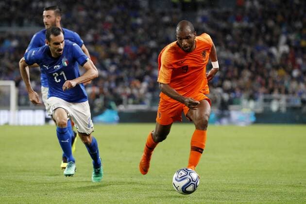 (l-r) Davide Zappacosta of Italy, Ryan Babel of Holland during the International Friendly Länderspiel match between Italy and The Netherlands at Allianz Stadium on June 04, 2018 in Turin, Italy International friendly match 2017 2018 xVIxVIxImagesx xMauricexvanxSteenxIVx 11131001