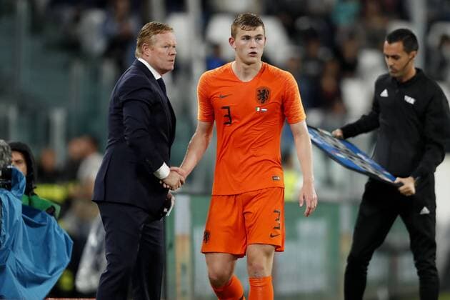 (l-r) coach Ronald Koeman of Holland, Matthijs de Ligt of Holland during the International Friendly Länderspiel match between Italy and The Netherlands at Allianz Stadium on June 04, 2018 in Turin, Italy International friendly match 2017 2018 xVIxVIxImagesx xMauricexvanxSteenxIVx 11131340