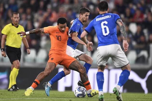 Photo LaPresse - Fabio Ferrari June 4, 2018 Turin ( Italy ) Italy vs Netherlands - friendly match - Allianz Arena Stadium of Turin. in the pic:Memphis Depay (Netherlands);  Copyright: xLaPresse FabioxFerrarix
