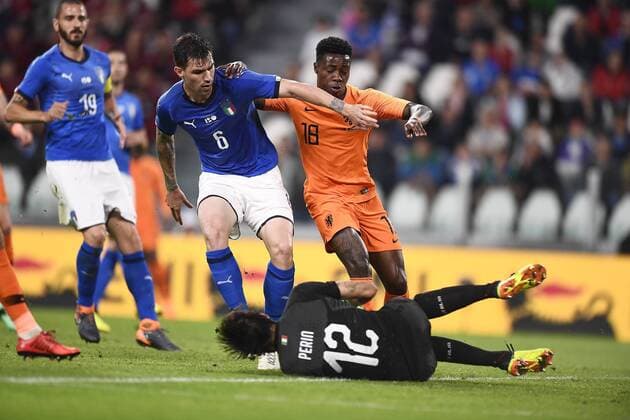 Photo LaPresse - Fabio Ferrari June 4, 2018 Turin ( Italy ) Italy vs Netherlands - friendly match - Allianz Arena Stadium of Turin. in the pic:Mattia Perin (Italy)  Copyright: xLaPresse FabioxFerrarix