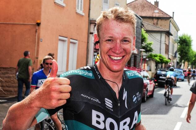 Pascal Ackermann GER BORA hansgrohe wins the 2 stage of the Criterium du Dauphine and thus achieves his second big victory this year after his stage victory at the Tour de Romandie. Cheers Joy Emotions Horizontal horizontal Event Event 70 Criterium du Dauphine 2 Stage Stage 2 Montbrison to Belleville en Beaujolais 180 5 km Place Belleville en Beaujolais Department Rhone France France Europe Europe Date Date 05 06 2018 Stiehl Photography