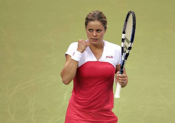 20061111 - MADRID, SPAIN : Belgian Kim Clijsters playing her semi-final match against French Amelie Mauresmo at the WTA Tennis Damen Tennis Masters, Saturday 11 November 2006, in Madrid, Spain. Mauresmo won and will play the final vs other Belgian Justine Henin-Hardenne. PHILIPPExBUISSIN  x5480991x