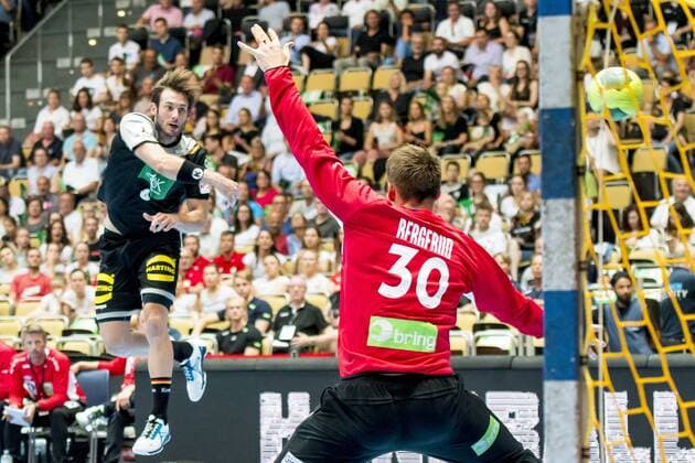 GER Handball Bundesliga Men Germany vs Norway 06 06 2018 Olympiahalle Muenchen GER Handball Laender match Men Germany vs Norway pictured Uwe Gensheimer Germany 3 makes the goal against Torbjorn Bergerud Norway 30 nordphotox xStraubmeier nph00004