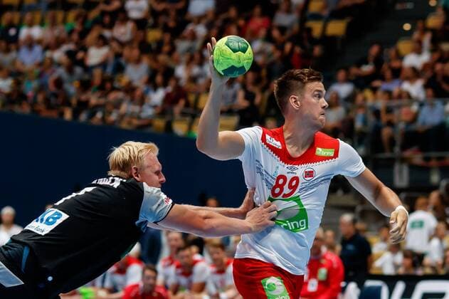 Muenchen Germany 06 06 2018 Handball Laenspiel der Manner Germany Norway Patrick Wiencek GER and Espen Lie Hansen NOR in a duel DeFodi507