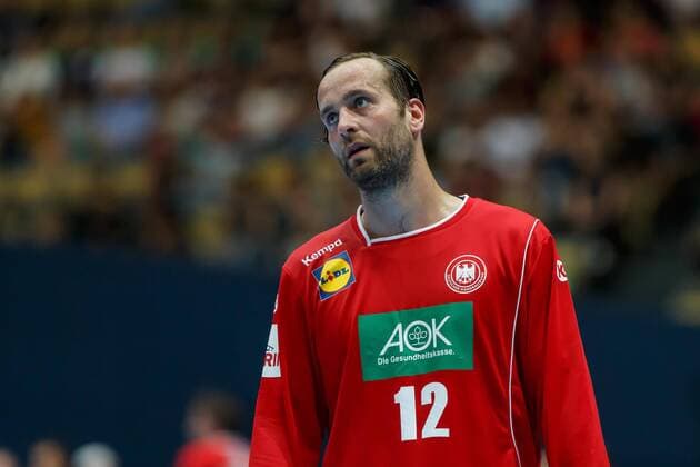 Muenchen Germany 06 06 2018 Handball Laenspiel der Maenner Germany Norway Goalkeeper Silvio Heinevetter GER is watching DeFodi507