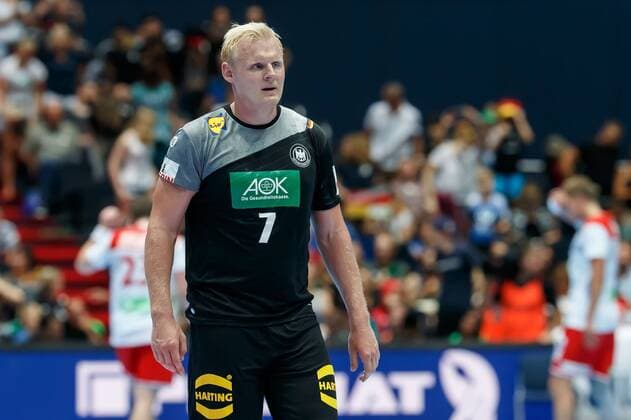 Muenchen Germany 06 06 2018 Handball Laenspiel der Manner Germany Norway Patrick Wiencek GER is watching DeFodi507