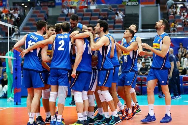 Italy team group Mannschaftsbild Totale (ITA), JUNE 9, 2018 - Volleyball : FIVB Volleyball Nations League 2018 Men s Osaka between Bulgaria 1-3 Italy at Maruzen Intec Arena Osaka in Osaka, Japan. NOxTHIRDxPARTYxSALES.  (79786133)