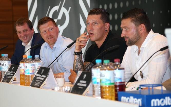 Berlin Mercedes Benz Arena 11 06 18 Presentation of the Berlin Handball World Cup Ambassador on the occasion of the Handball World Cup 2019 Image v l Ex Herthaner midfielder Andreas Neuendorf Ex Handball international Stefan Kretzschmar and Torsten Mattuschka former professional footballers of Union Berlin Presentation of the Berlin Handball World Cup ambassadors