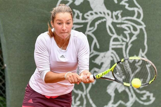ITF Womens Circuit 6 ITF Bredeney Ladies Open 2018 from 11 16 June at picture 11 06 2018 Club Tennis Club Bredeney e V Essen ITF Womens Circuit 6 ITF Bredeney Ladies Open 2018 from 11 16 June Pictured Linda Puppendahl GER at the backhand stroke nph Mauelshagen nph00321