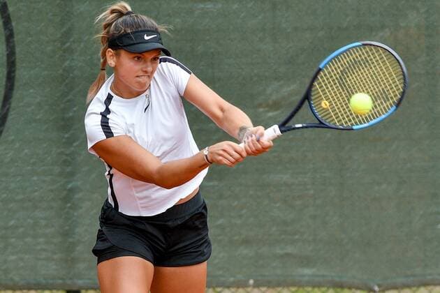ITF Womens Circuit 6 ITF Bredeney Ladies Open 2018 from 11 16 June at picture 11 06 2018 Club Tennis Club Bredeney e V Essen ITF Womens Circuit 6 ITF Bredeney Ladies Open 2018 from 11 16 June in the picture Dasha Ivanova USA at the backhand stroke nph Mauelshagen nph00321