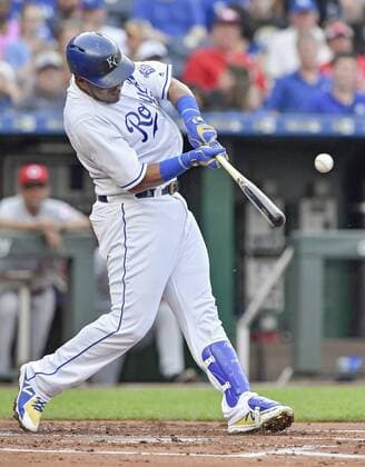 June 12, 2018 - Kansas City, MO, USA - The Kansas City Royals Salvador Perez connects on a single in the first inning against the Cincinnati Reds on Tuesday, June 12, 2018, at Kauffman Stadium in Kansas City, Mo. Cincinnati at Kansas City - ZUMAm67_ 20180612_zaf_m67_040 Copyright: xJohnxSleezerx