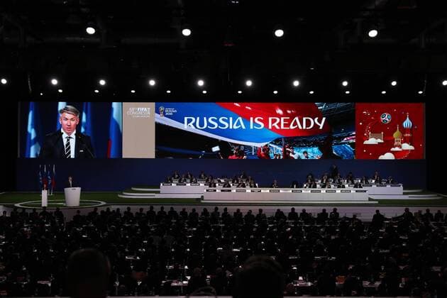 Bilder des Tages - SPORT (180613) -- MOSCOW, June 13, 2018 -- Alexey Sorokin, CEO of 2018 FIFA World Cup WM Weltmeisterschaft Fussball Russia Local Organising Committee, delivers a presentation on the preparation of Russia World Cup during the 68th FIFA Congress in Moscow, Russia, on June 13, 2018. The 68th FIFA Congress opened here on Wednesday, one day before the first match of the 2018 World Cup in Russia kicked off. ) (SP)RUSSIA-MOSCOW-68TH FIFA CONGRESS XuxZijian 