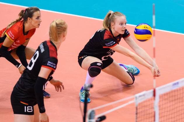 13 06 2018 Porsche Arena Stuttgart Volleyball Volleyball Nation League Germany vs Turkey Turkey Lenka Dürr Duerr 1 GER Leonie Schwertmann 18 GER Acceptance Jennifer Geerties 6 GER