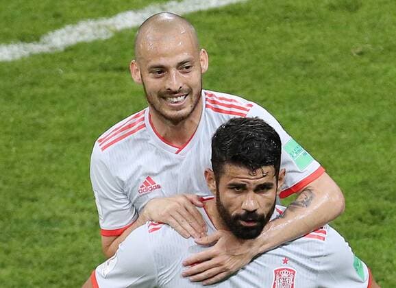 WM 2018, Portugal - Spanien SOCHI, RUSSIA â€“ JUNE 15, 2018: Spain s David Silva (L) and Diego Costa celebrate scoring in their 2018 FIFA World Cup WM Weltmeisterschaft Fussball Group B football match against Portugal at Fisht Stadium. Mikhail Tereshchenko TASS  TS084710