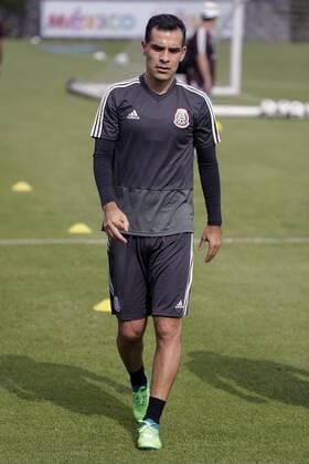 June 16, 2018 - EUM20180616DEP06.JPG .CIUDAD DE MEXICO. SoccerFutbol-Rusia 2018.- La Seleccion Mexicana iniciara su participacion en el Mundial Rusia 2018 este sabado 17 de junio de 2018, al medirse con el equipo de Alemania en el Estadio Luzhniki. Rafael Marquez, entre los que podrian ser contemplados para la alineacion mexicana. Foto: Archivo Agencia EL UNIVERSALEELG Latin News: June 16, 2018  - ZUMAu78_ 20180616_zaf_u78_511 Copyright: xElxUniversalx