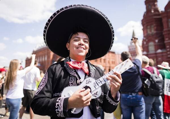 Moscow 17 06 2018 Mexico Fan in front of the State Historical Museum Moscow country and people